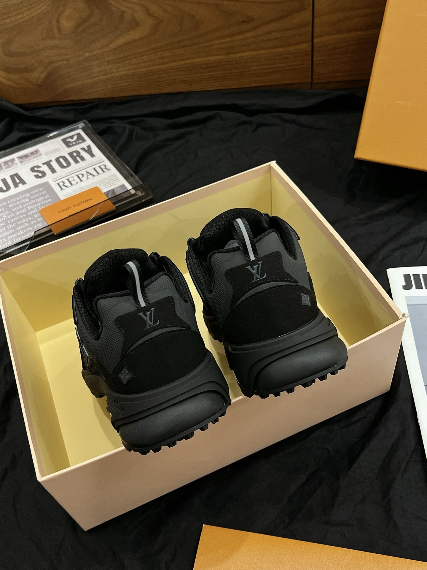 All Black Chunky Platform Dad Shoes Men Breathable Mesh Non-Slip Outdoor Walking Sneakers Fashion Casual Sports Trainers