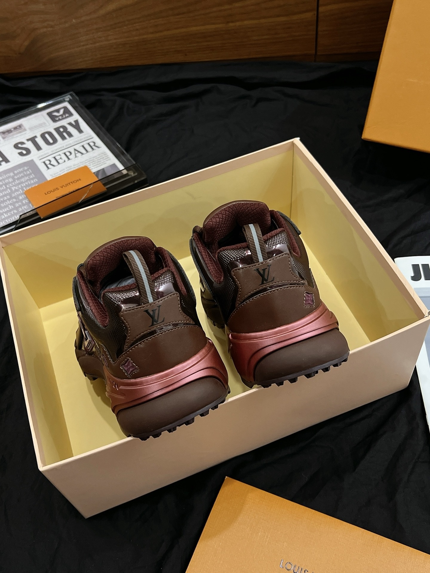 Brown Pink Color Block Chunky Platform Dad Shoes Men Breathable Mesh Outdoor Non-Slip Fashion Retro Casual Sneakers