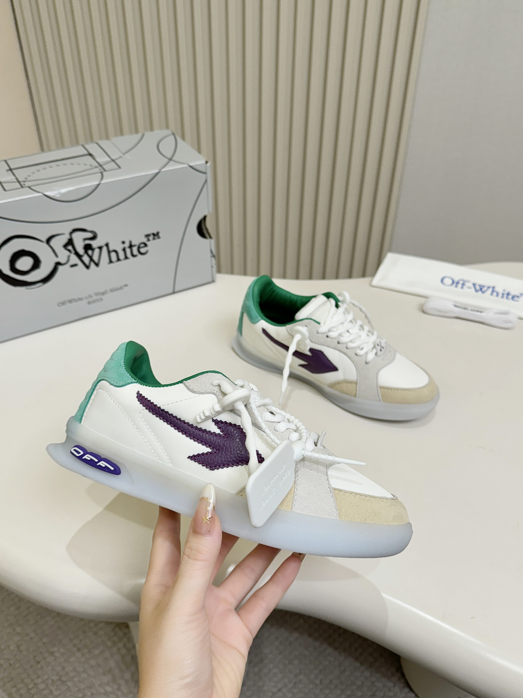 White Beige Purple Arrow Logo Patchwork Sneakers Women Green Collar Low Top Casual Skate Shoes Transparent Sole Comfort Walking Flat Shoes