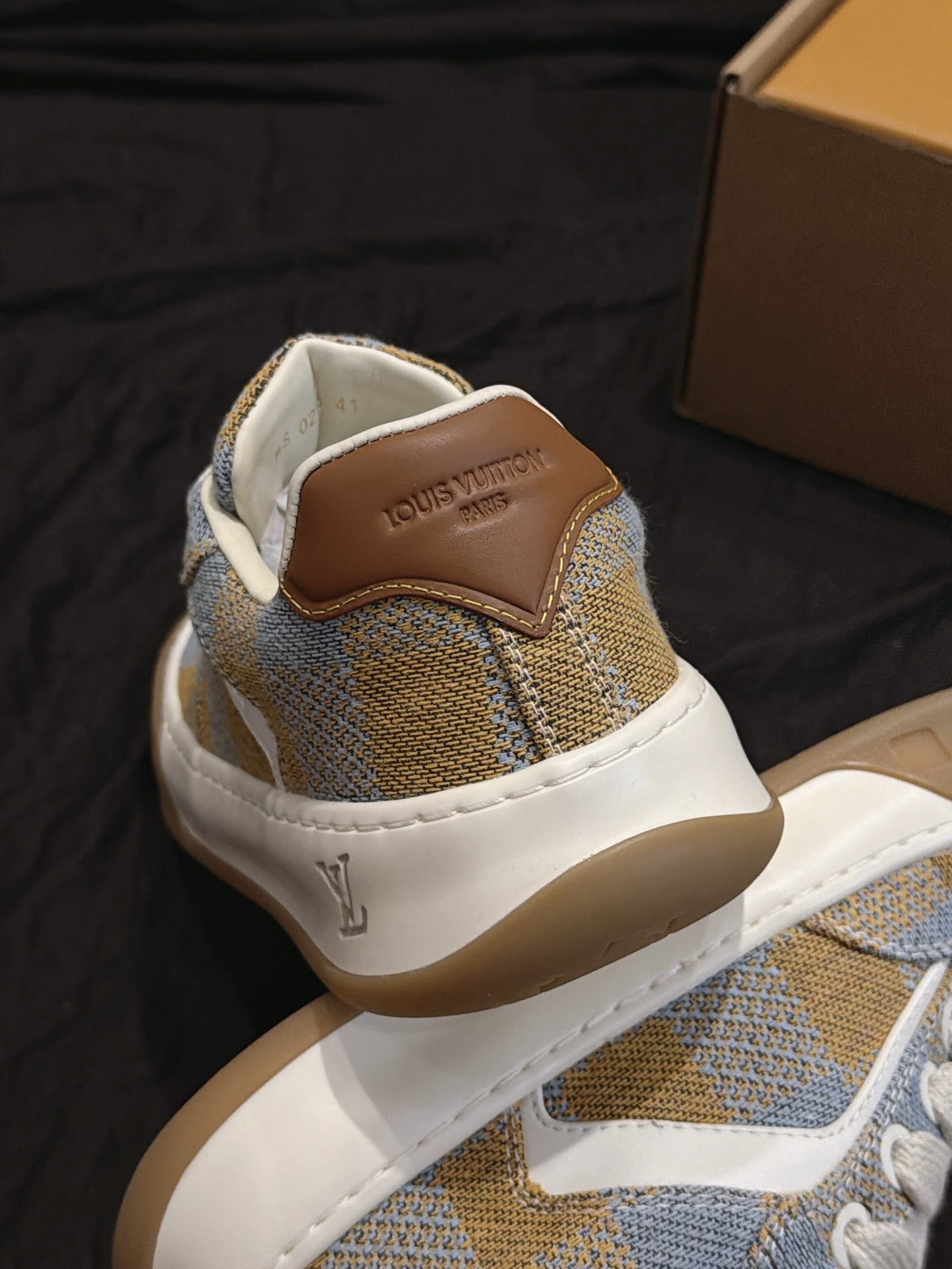 Blue Brown Plaid Canvas Skate Shoes Thick Non Slip Gum Sole Casual Walking Sneakers Unisex