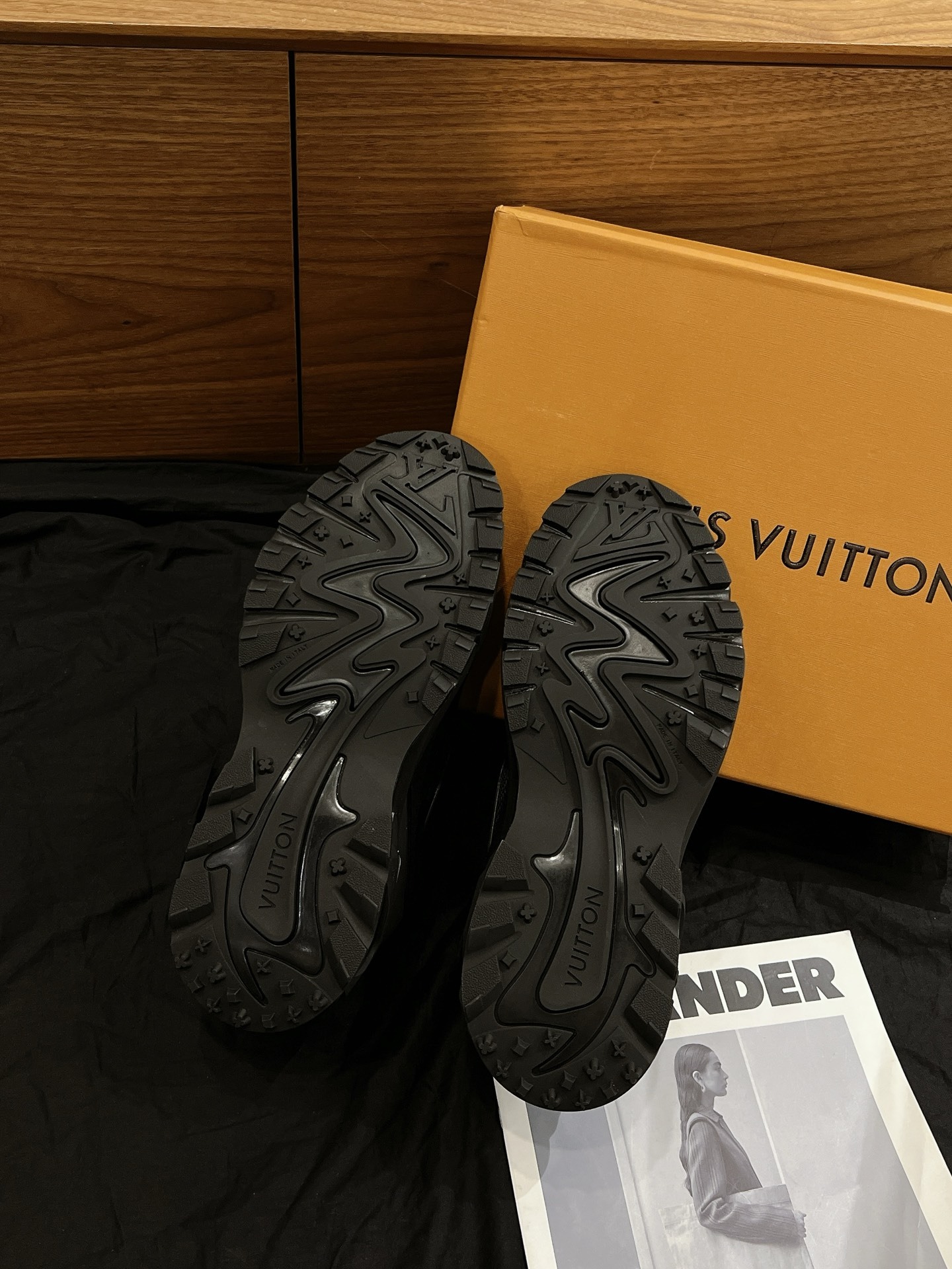 All Black Chunky Platform Dad Shoes Men Breathable Mesh Non-Slip Outdoor Walking Sneakers Fashion Casual Sports Trainers