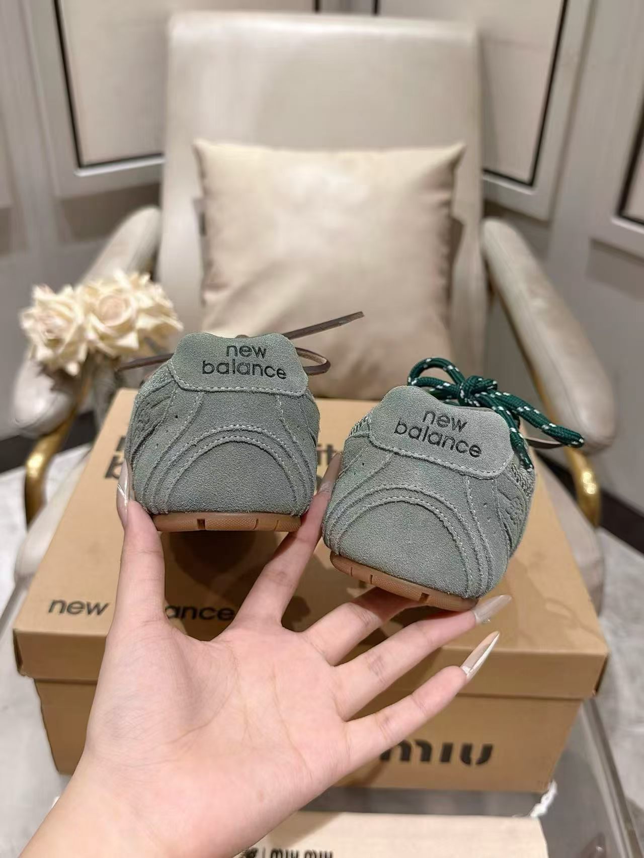 Light Green Suede Mesh Retro Sneakers Women Double Shoelace Casual Sports Shoes Wear-resistant Rubber Sole Walking Trainers