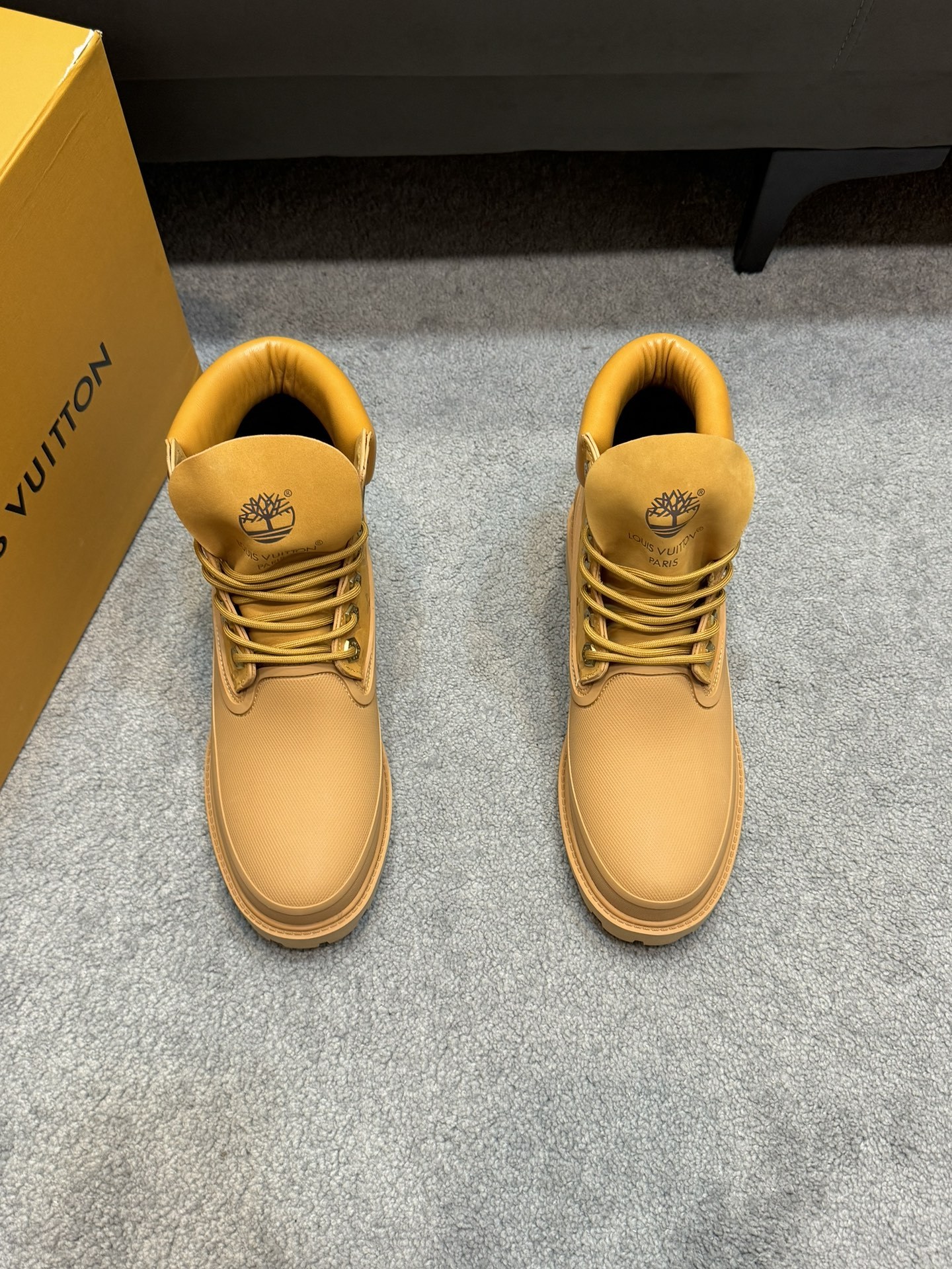 Men Classic Yellow High Top Work Boots Thick Sole Non-slip Waterproof Leather Ankle Boots Outdoor Casual Wear-resistant Fashion Martin Boots
