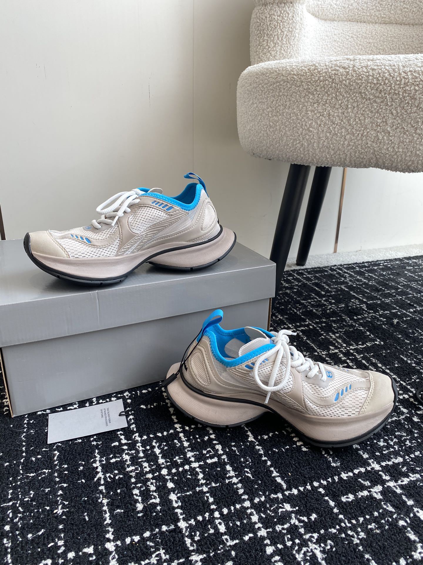 Beige Blue Mesh Retro Sneakers Breathable Cushion Platform Sports Running Shoes Unisex Casual Walking Trainers