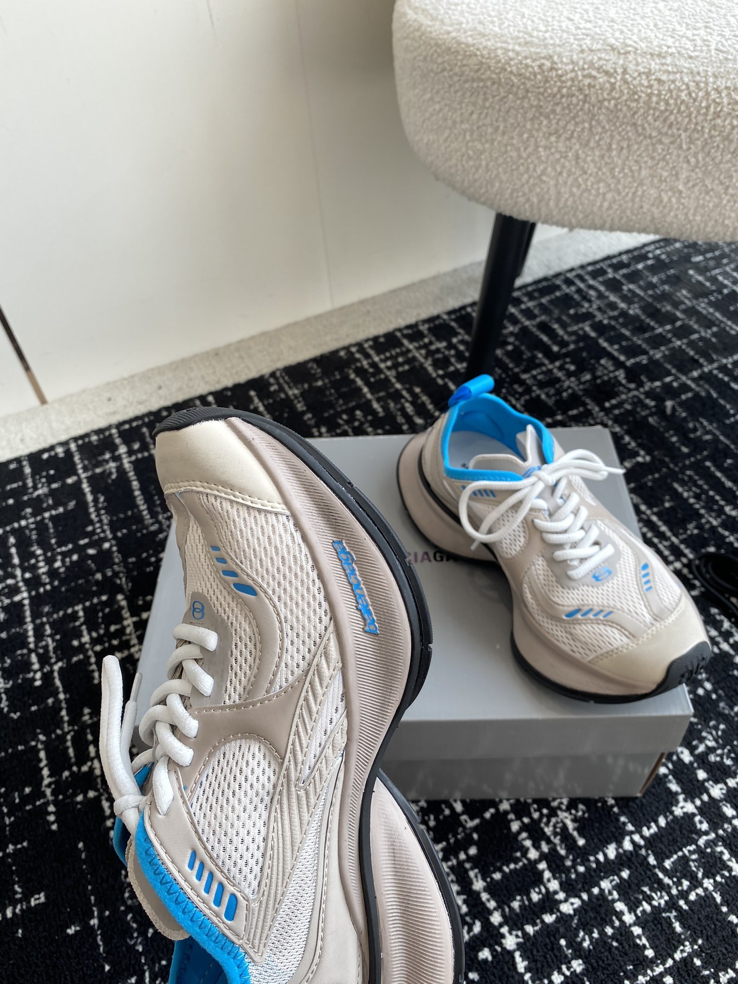 Beige Blue Mesh Retro Sneakers Breathable Cushion Platform Sports Running Shoes Unisex Casual Walking Trainers