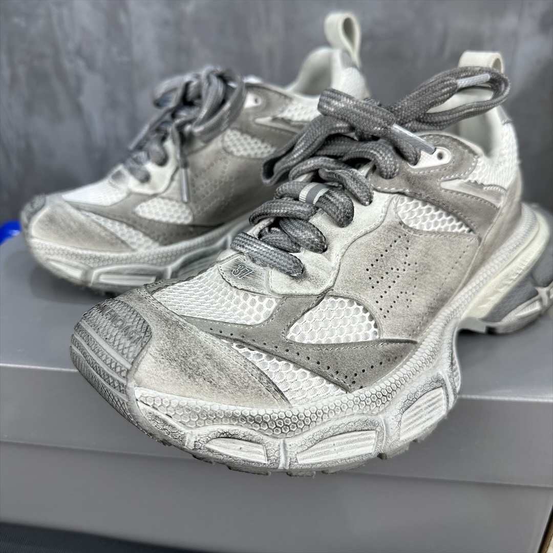 Vintage Washed Gray Mesh Distressed Chunky Dad Sneakers Breathable Mesh Suede Splicing Lace-Up Thick Cushion Sole Anti-Slip Wear Resistant Outdoor Walking Casual Sports Shoes