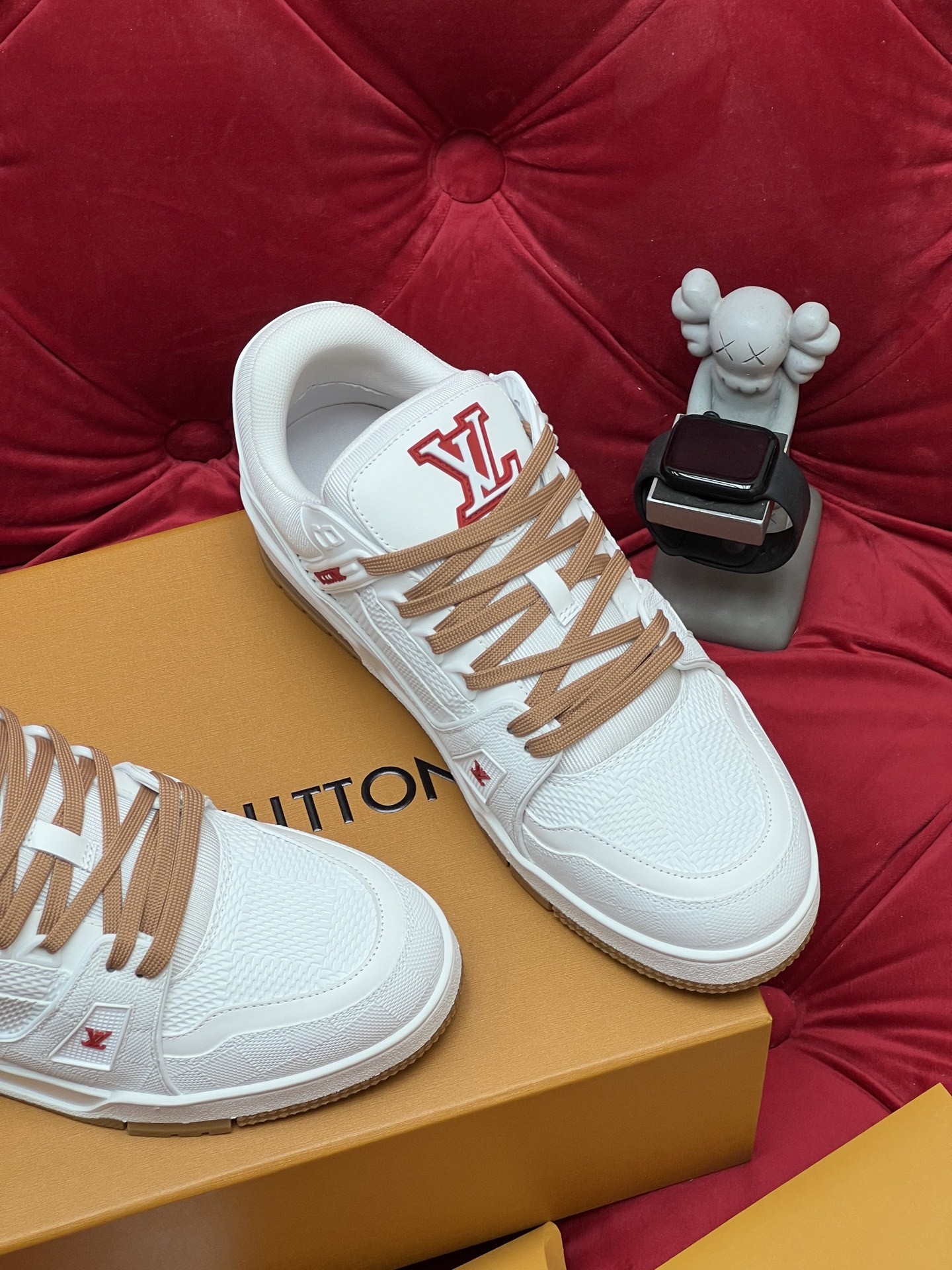 Men White Embroidery Low Top Skate Shoes Two-tone Laces Fashion Casual Board Shoes Daily Wear Street Walking Sneakers