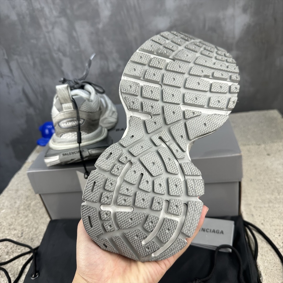 Vintage Washed Gray Mesh Distressed Chunky Dad Sneakers Breathable Mesh Suede Splicing Lace-Up Thick Cushion Sole Anti-Slip Wear Resistant Outdoor Walking Casual Sports Shoes