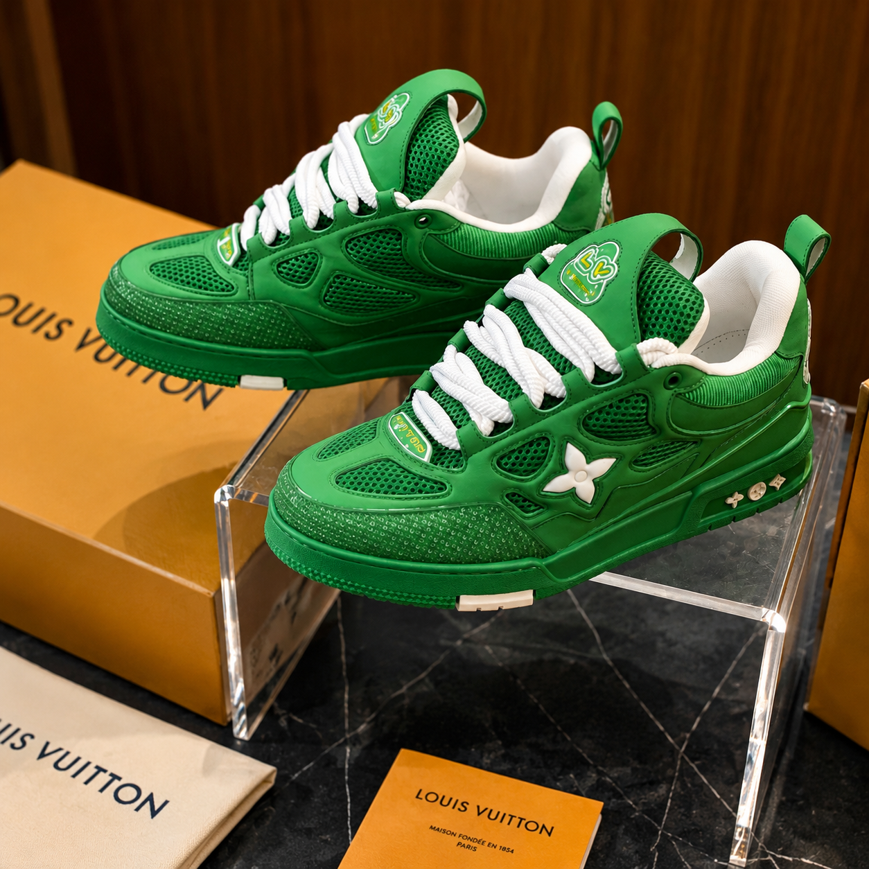 LV Trainer Low Sneakers Bright Green Mesh SW-EV157