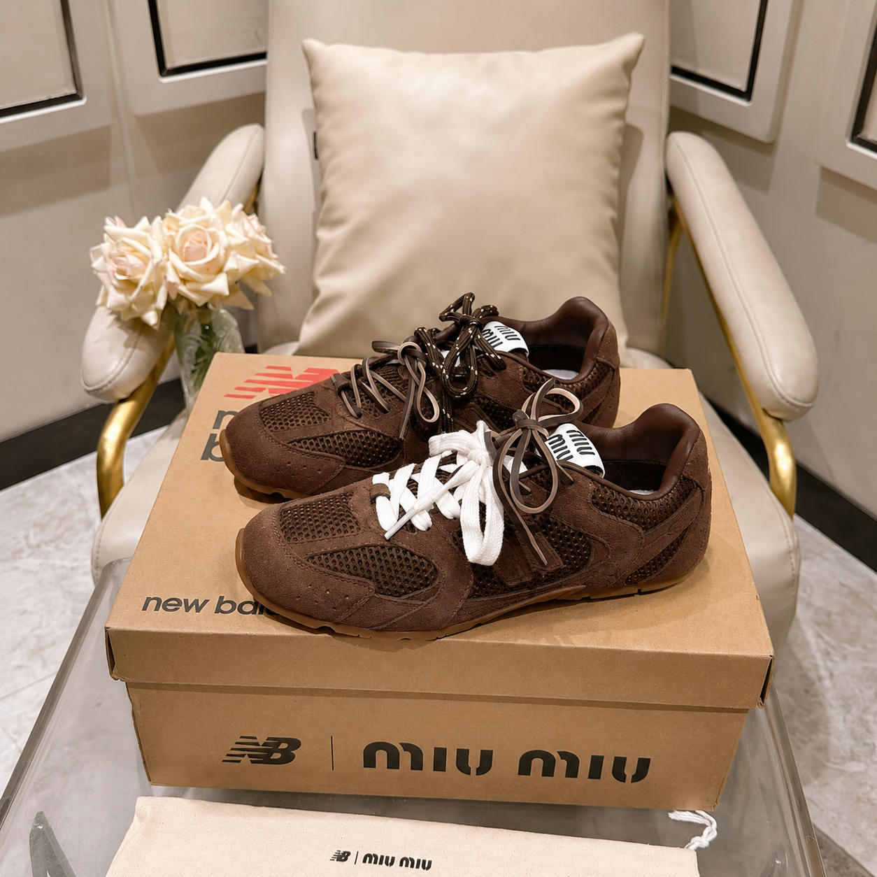 Miu Miu × New Balance Low Top Sneakers Dark Brown SW-EV184