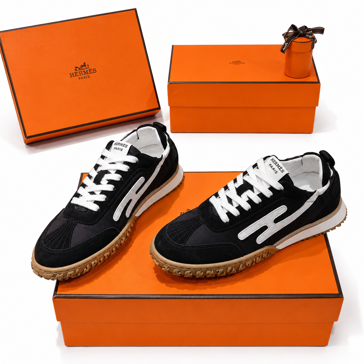Hermès Casual Sneakers Black White SW-EV228