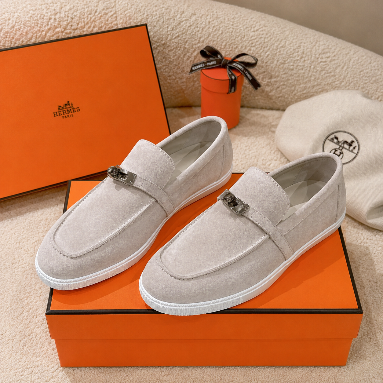 Hermès Loafers Light Grey White SW-SN089