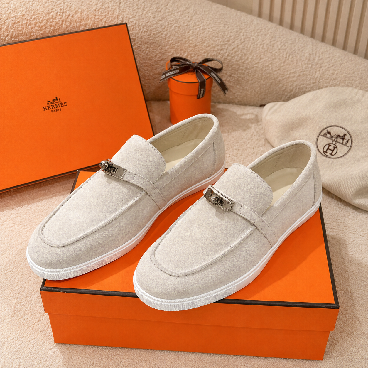 Hermès Loafers Light Gray White SW-SN087