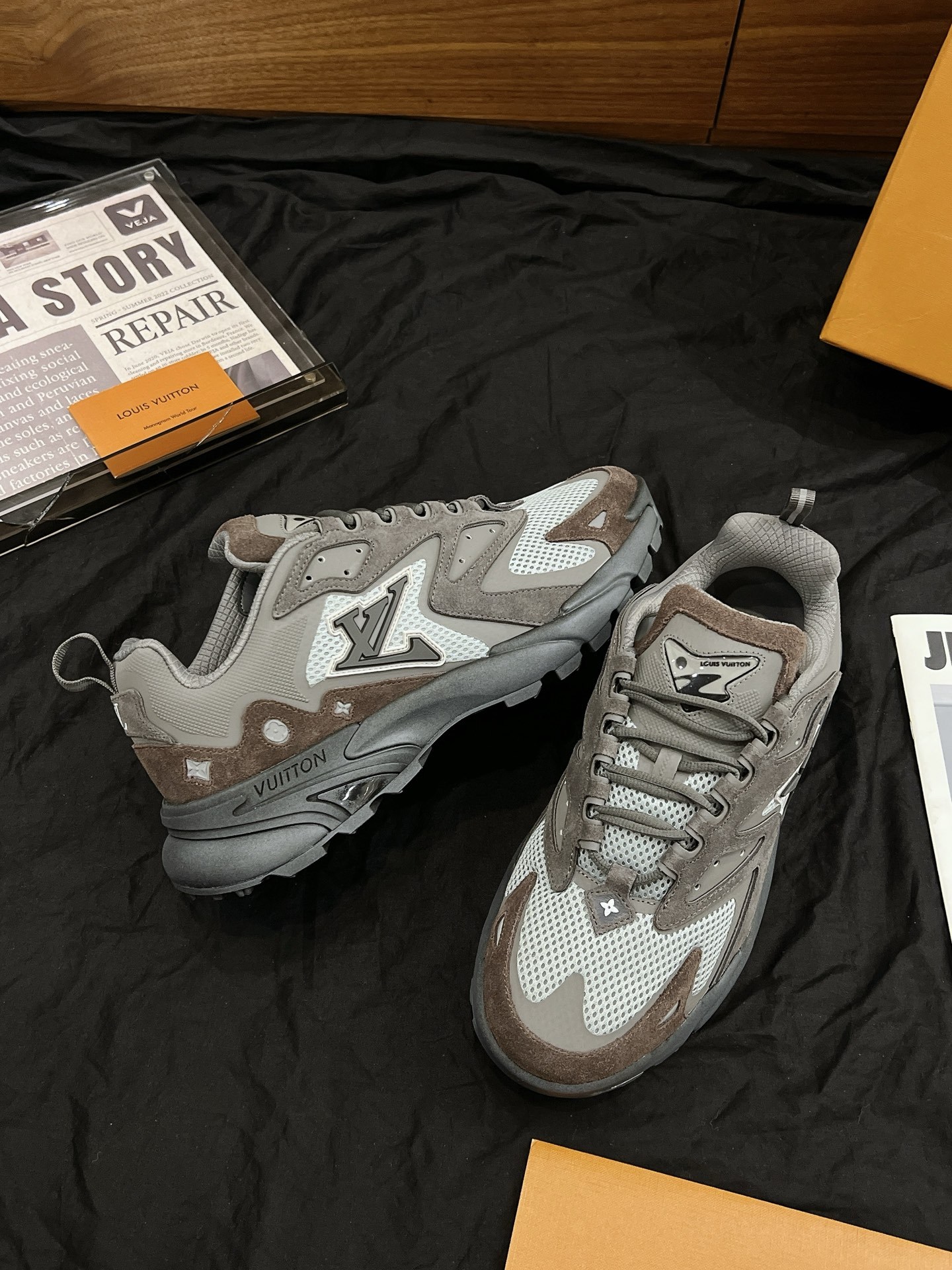 Brown Gray Mesh Dad Shoes Unisex Thick Sole Outdoor Casual Sneakers