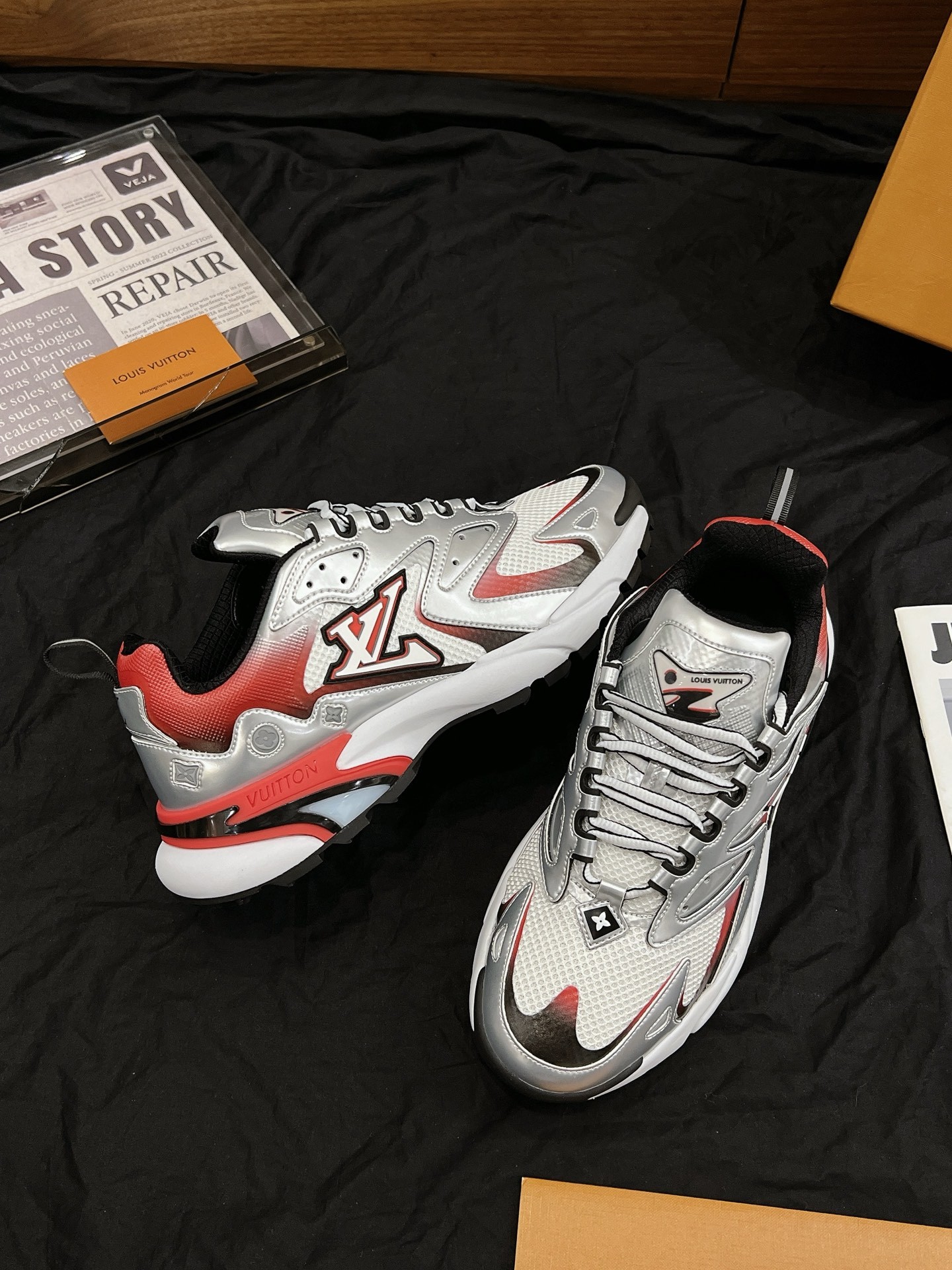 Silver Red Mesh Dad Shoes Unisex Thick Sole Sport Casual Sneakers