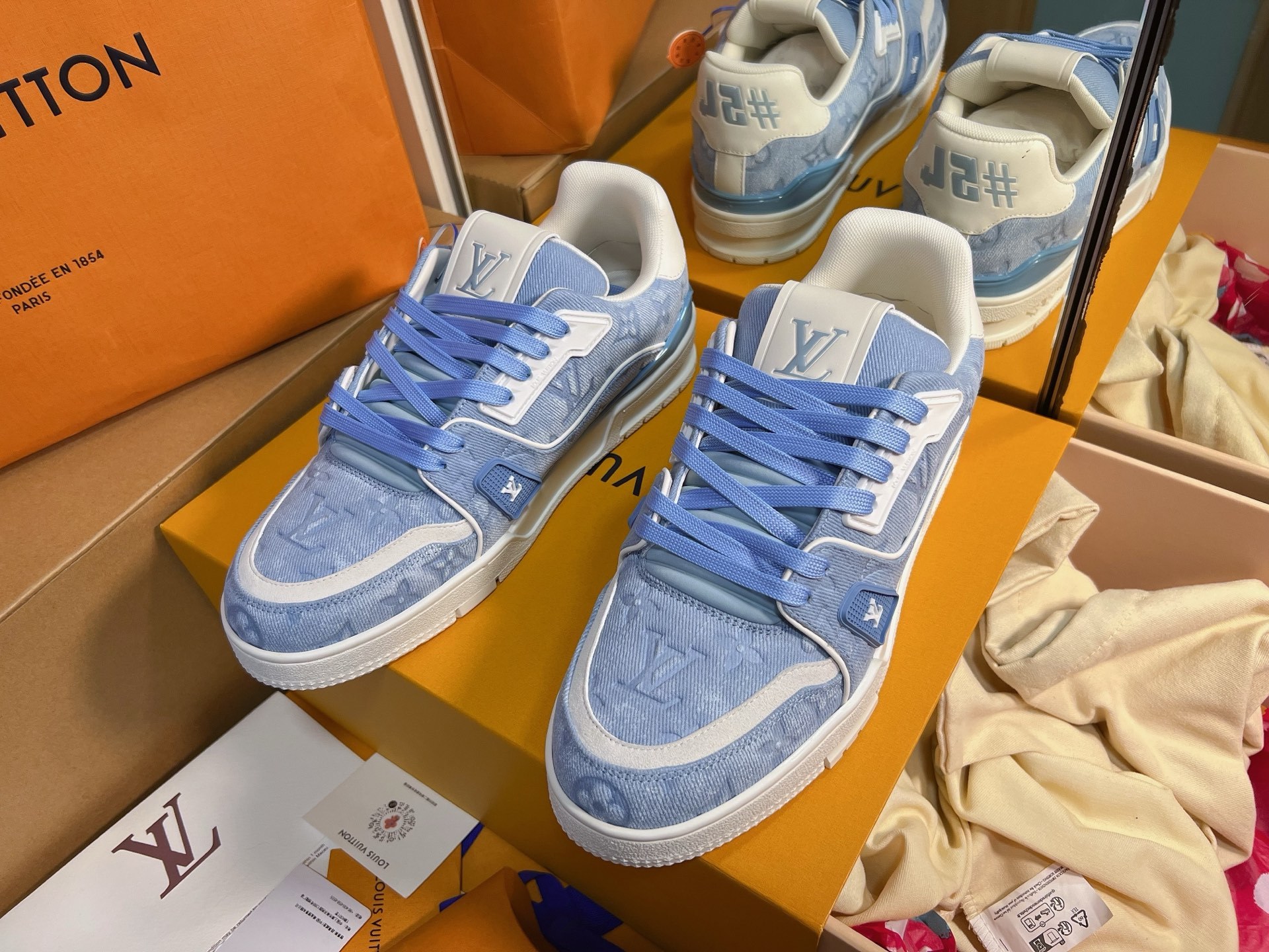 Blue Denim Print Skate Shoes Men Women Lace Up Flat Casual Sneakers