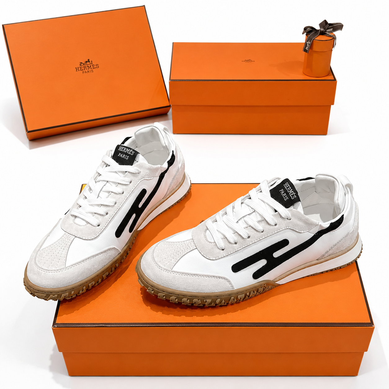 Hermès Casual Sneakers White Black SW-EV223