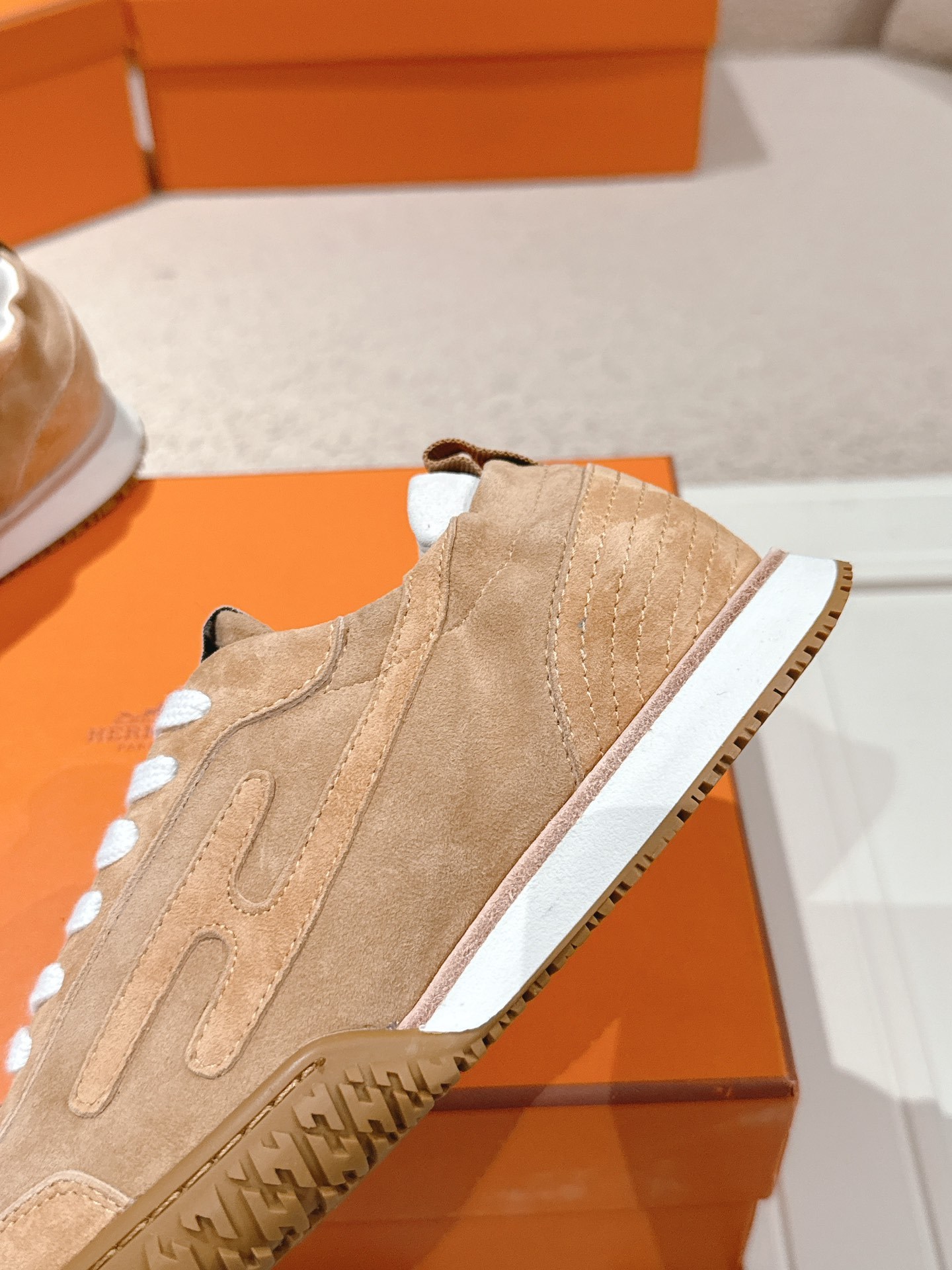 Khaki Suede Retro German Trainers Women Lace Up Non-Slip Gum Sole Lightweight Casual Walking Sneakers