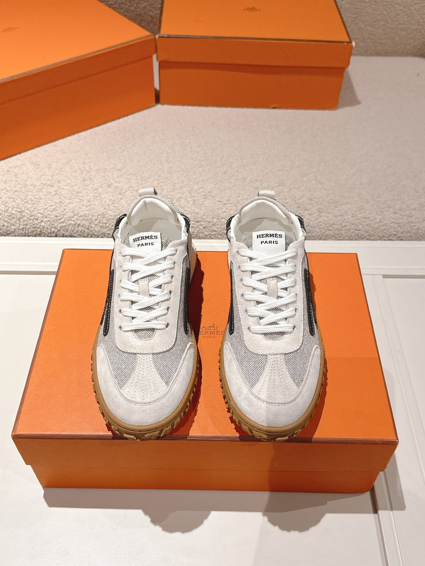 Beige Mesh Black Logo Spliced Retro Sneakers Women Lace Up Non-Slip Gum Rubber Sole Casual Walking Trainers