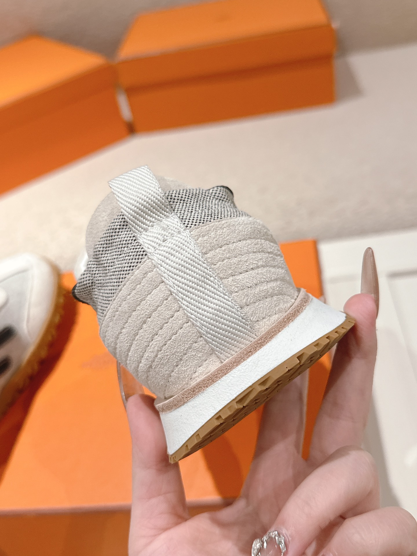 Beige Mesh Black Logo Spliced Retro Sneakers Women Lace Up Non-Slip Gum Rubber Sole Casual Walking Trainers
