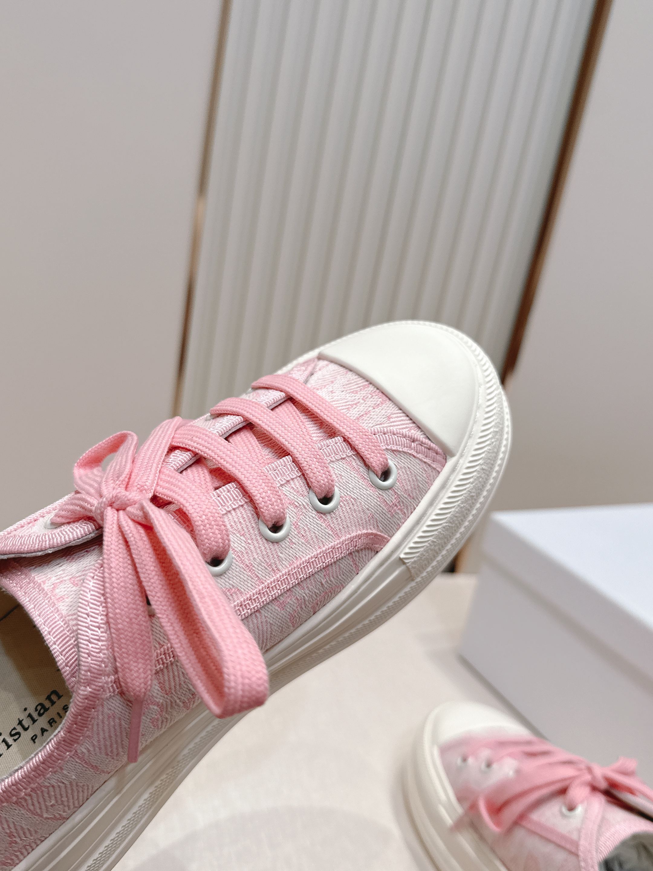 Pink Jacquard Platform Canvas Shoes Women Fashion Thick Sole Height Increasing Casual Sneakers Daily Walking Lace Up Shoes