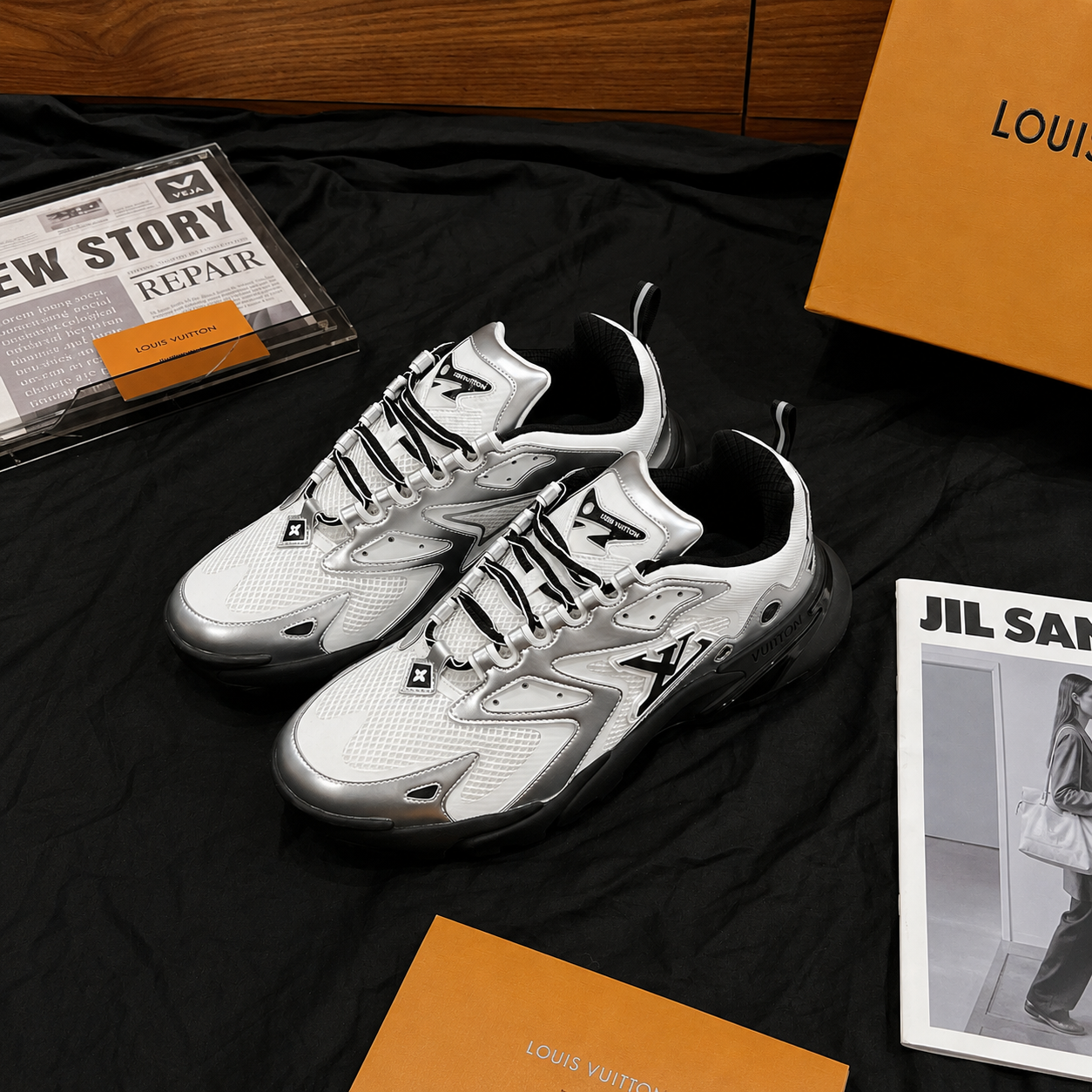 LV Trainer Sneakers Silver White SW-SN020