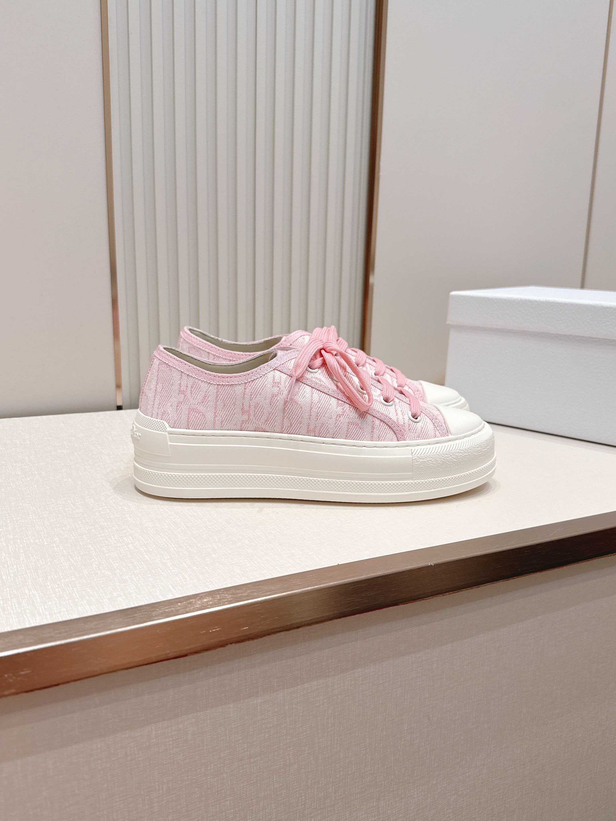 Pink Jacquard Platform Canvas Shoes Women Fashion Thick Sole Height Increasing Casual Sneakers Daily Walking Lace Up Shoes