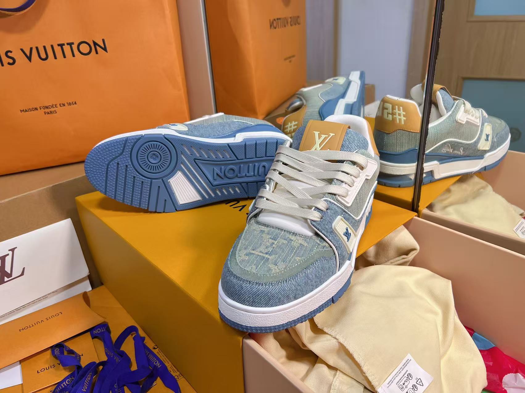 Blue Denim Embossed Skate Shoes Unisex Lace Up Fashion Casual Sneakers