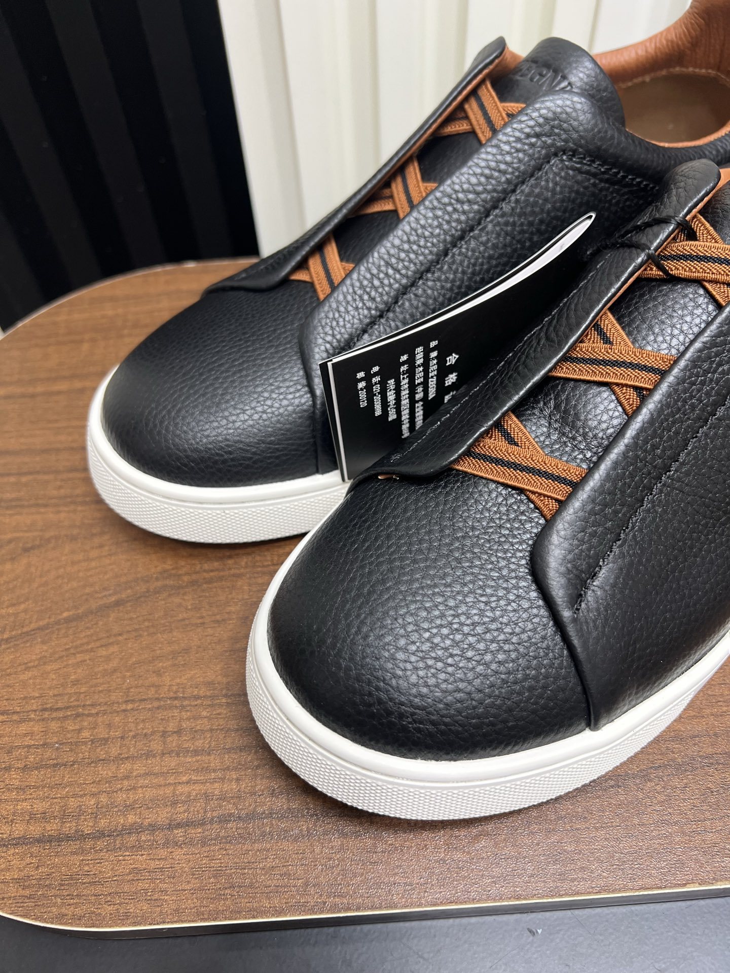 Men Slip-On Leather Casual Shoes Black Brown Laceless Walking Sneakers