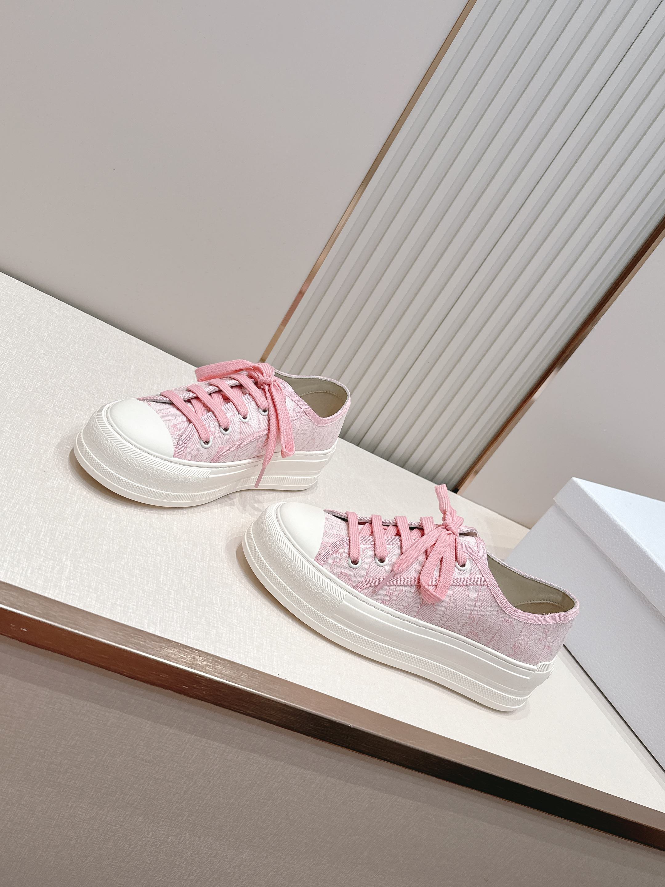 Pink Jacquard Platform Canvas Shoes Women Fashion Thick Sole Height Increasing Casual Sneakers Daily Walking Lace Up Shoes