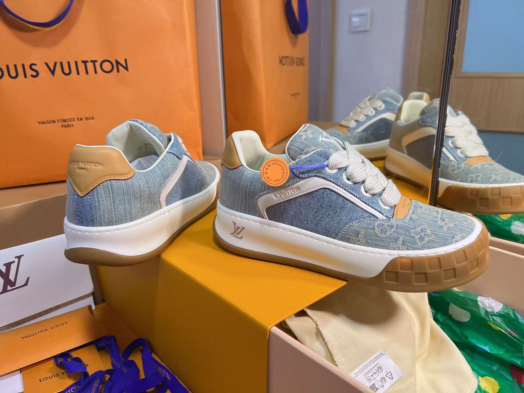 Light Blue Denim Print Skate Shoes Unisex Lace Up Casual Sneakers