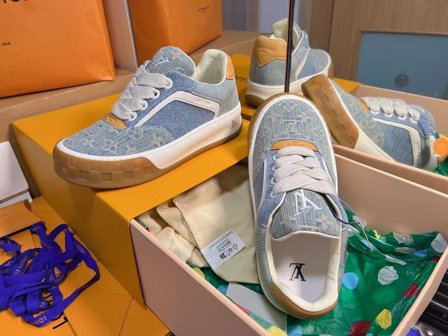 Light Blue Denim Print Skate Shoes Unisex Lace Up Casual Sneakers