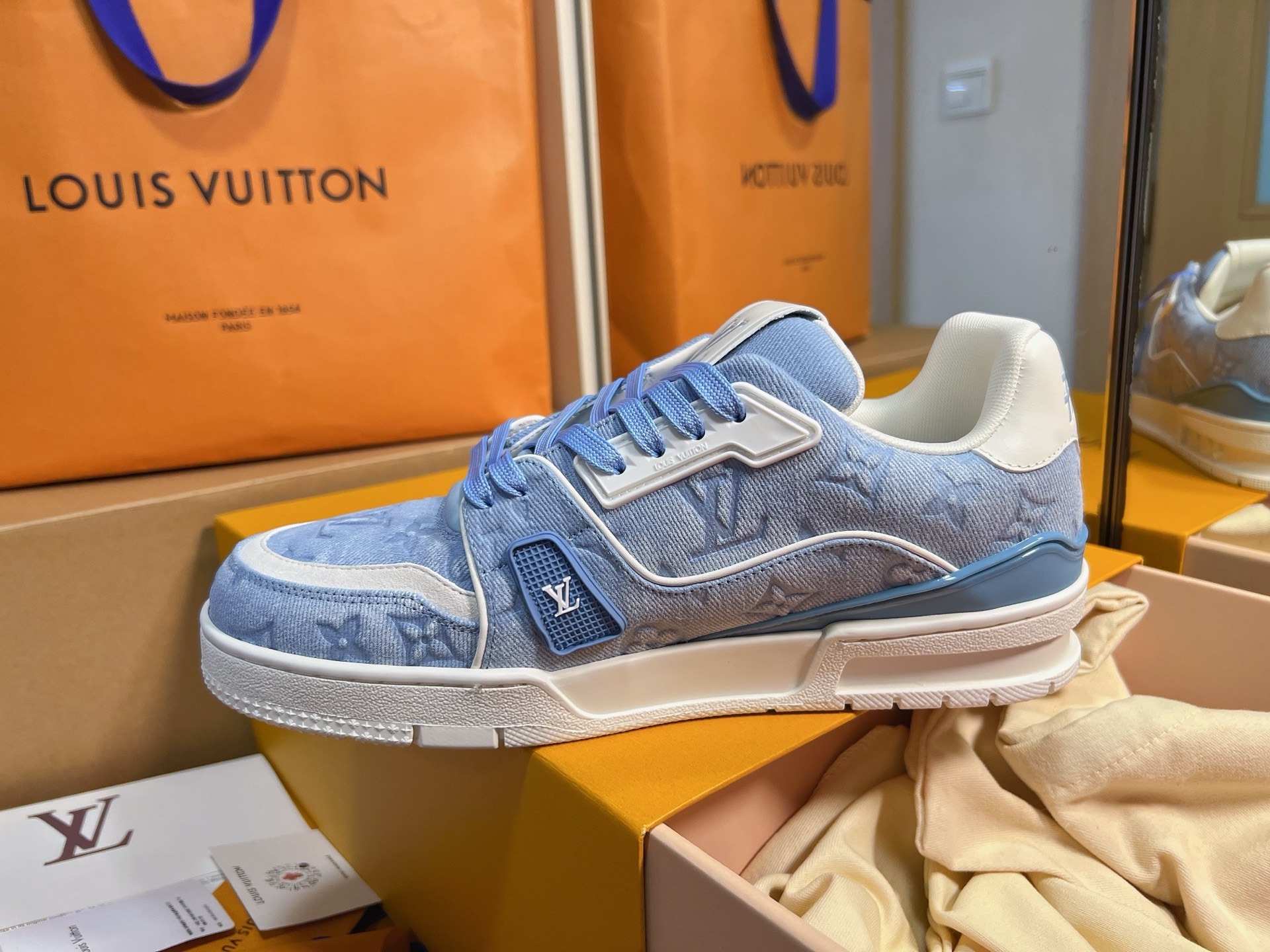 Blue Denim Print Skate Shoes Men Women Lace Up Flat Casual Sneakers