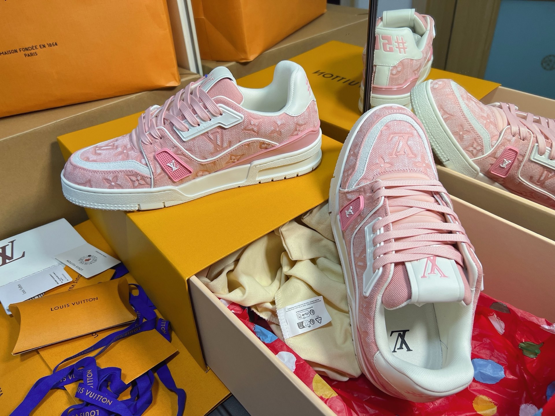 Pink Denim Print Skate Shoes Women Lace Up Flat Casual Sneakers