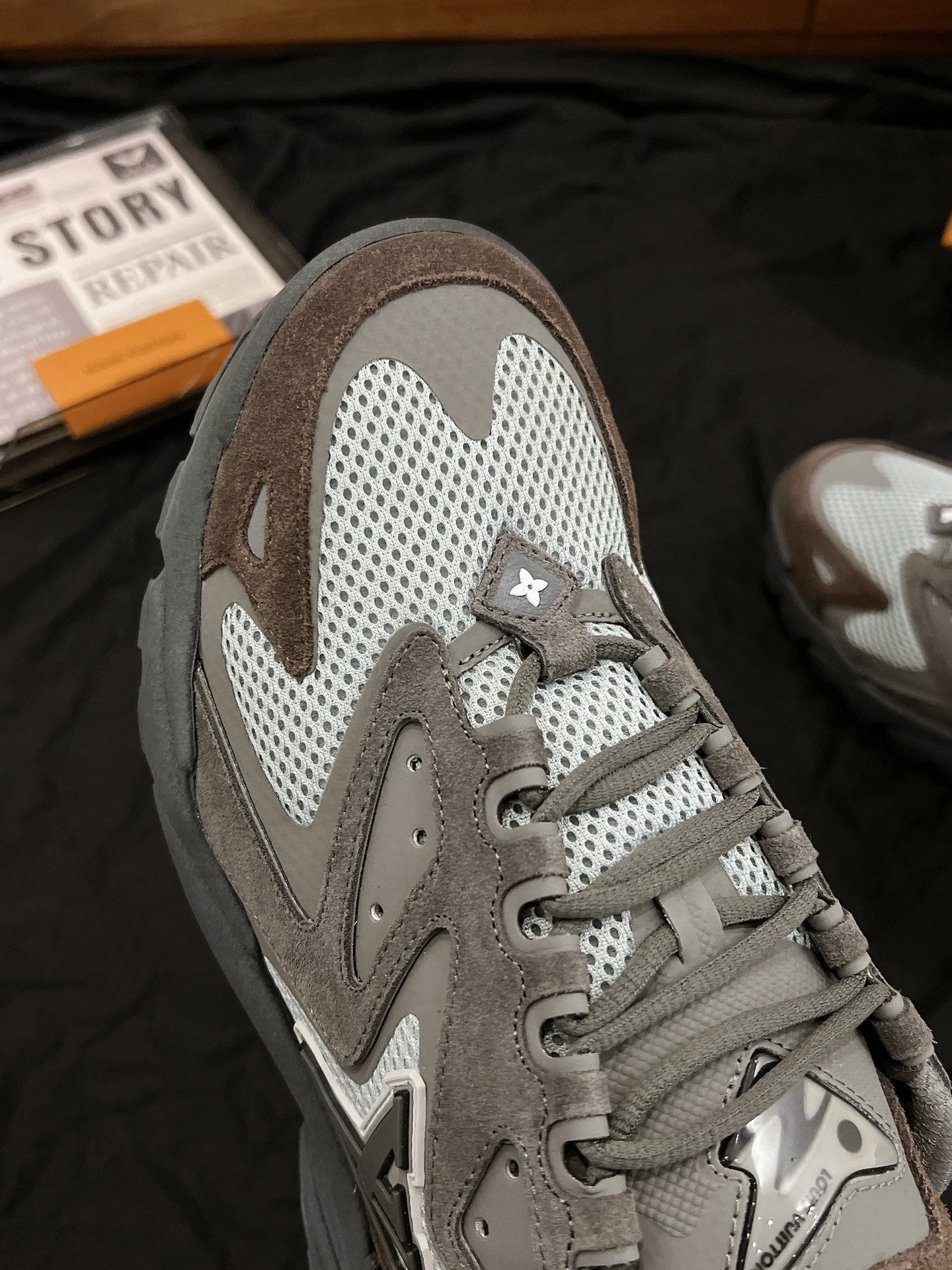 Brown Gray Mesh Dad Shoes Unisex Thick Sole Outdoor Casual Sneakers