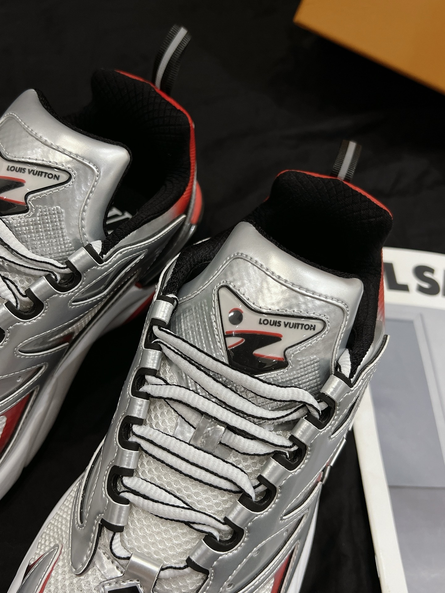 Silver Red Mesh Dad Shoes Unisex Thick Sole Sport Casual Sneakers