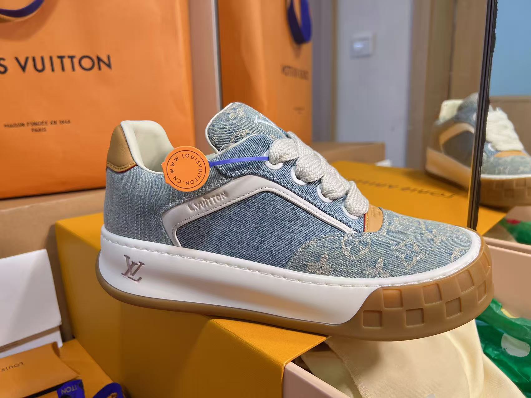 Light Blue Denim Print Skate Shoes Unisex Lace Up Casual Sneakers