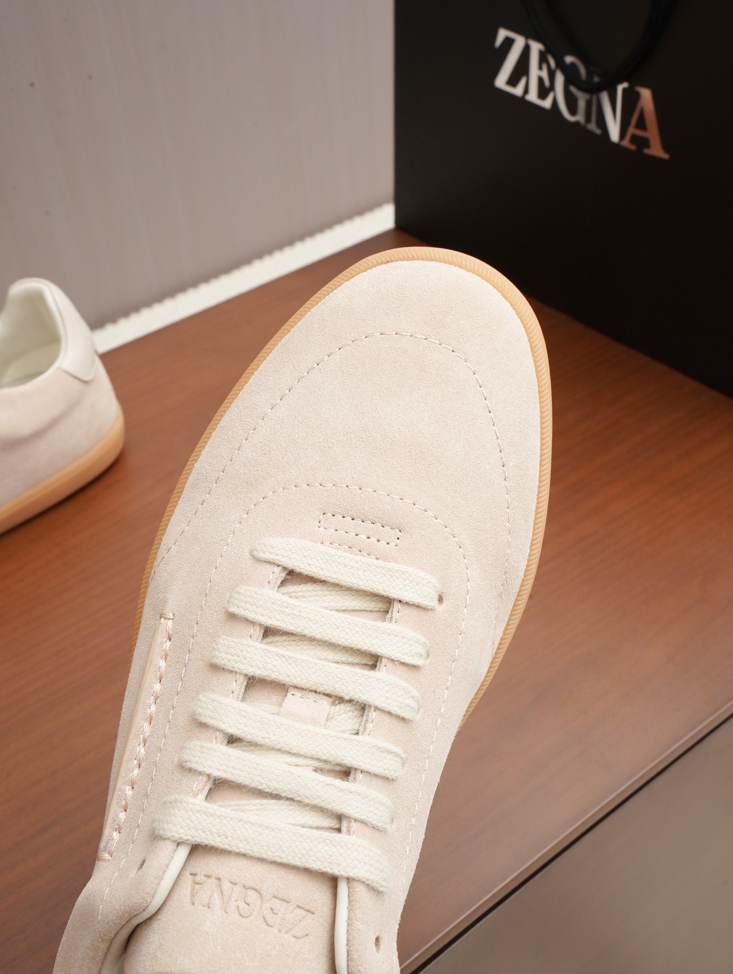 Beige Suede Casual Sneakers Men Soft Sole Comfort Flat Walking Shoes Retro Daily Wear Low Top Trainers