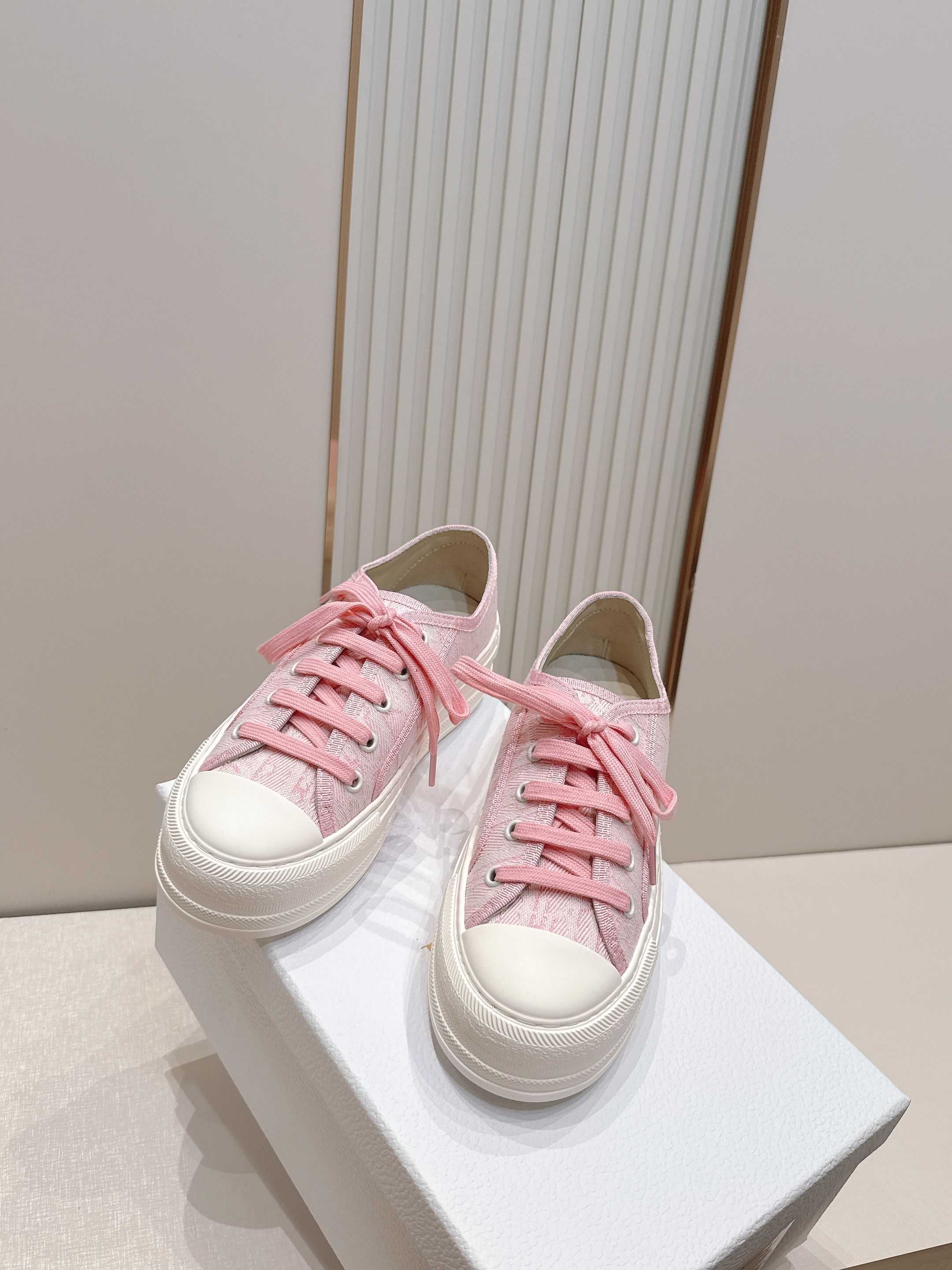 Pink Jacquard Platform Canvas Shoes Women Fashion Thick Sole Height Increasing Casual Sneakers Daily Walking Lace Up Shoes