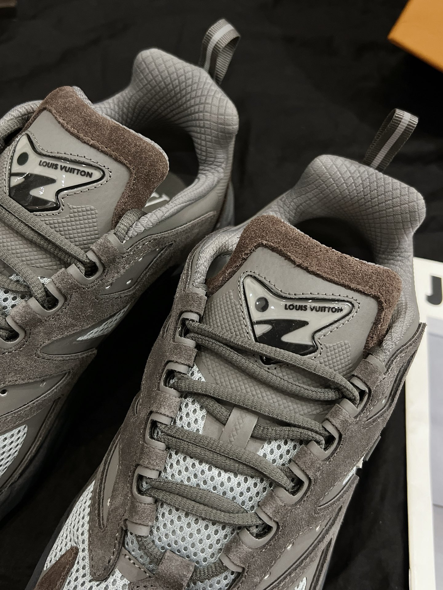 Brown Gray Mesh Dad Shoes Unisex Thick Sole Outdoor Casual Sneakers