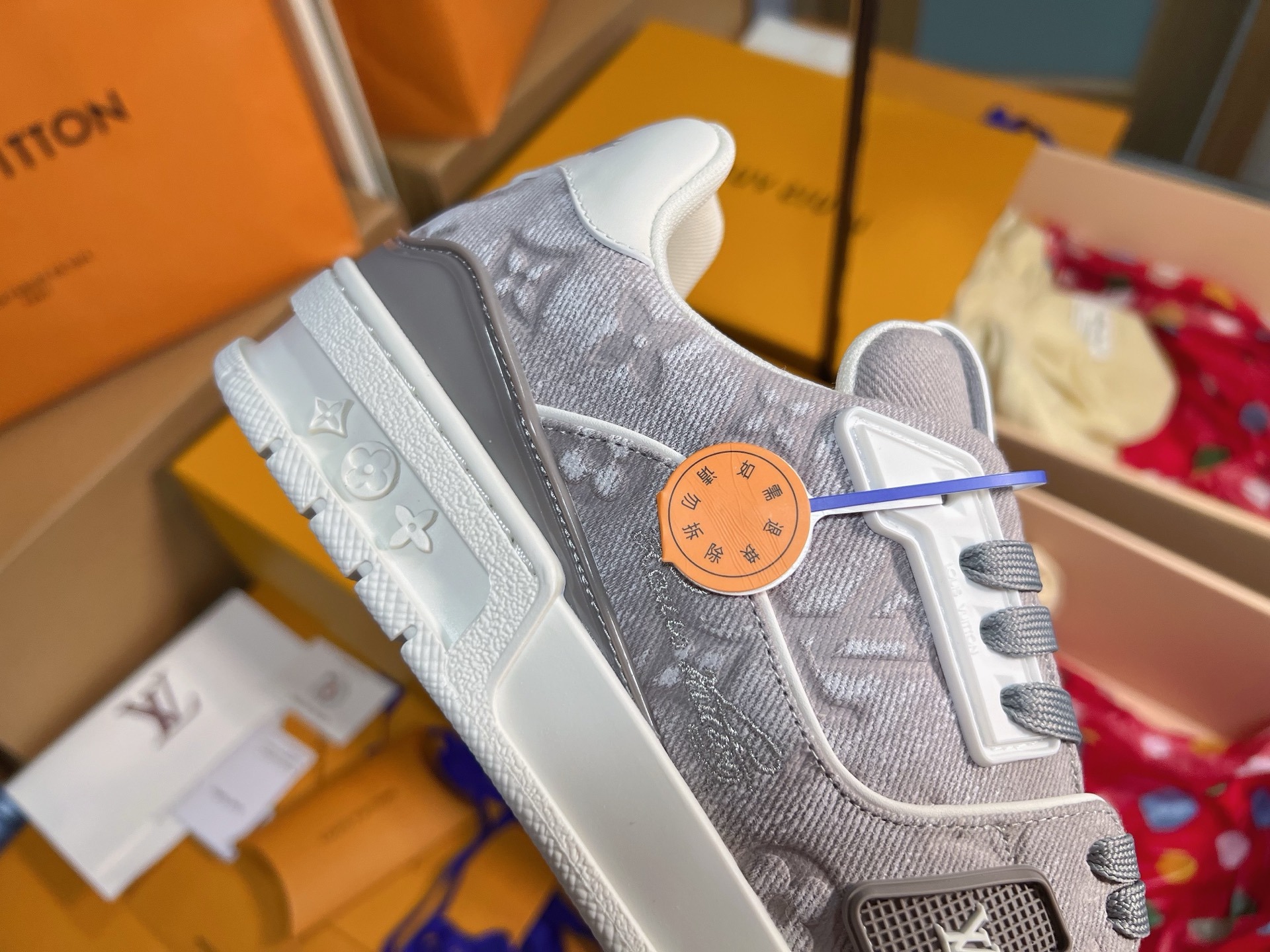 Gray Denim Print Skate Shoes Unisex Lace Up Fashion Casual Sneakers