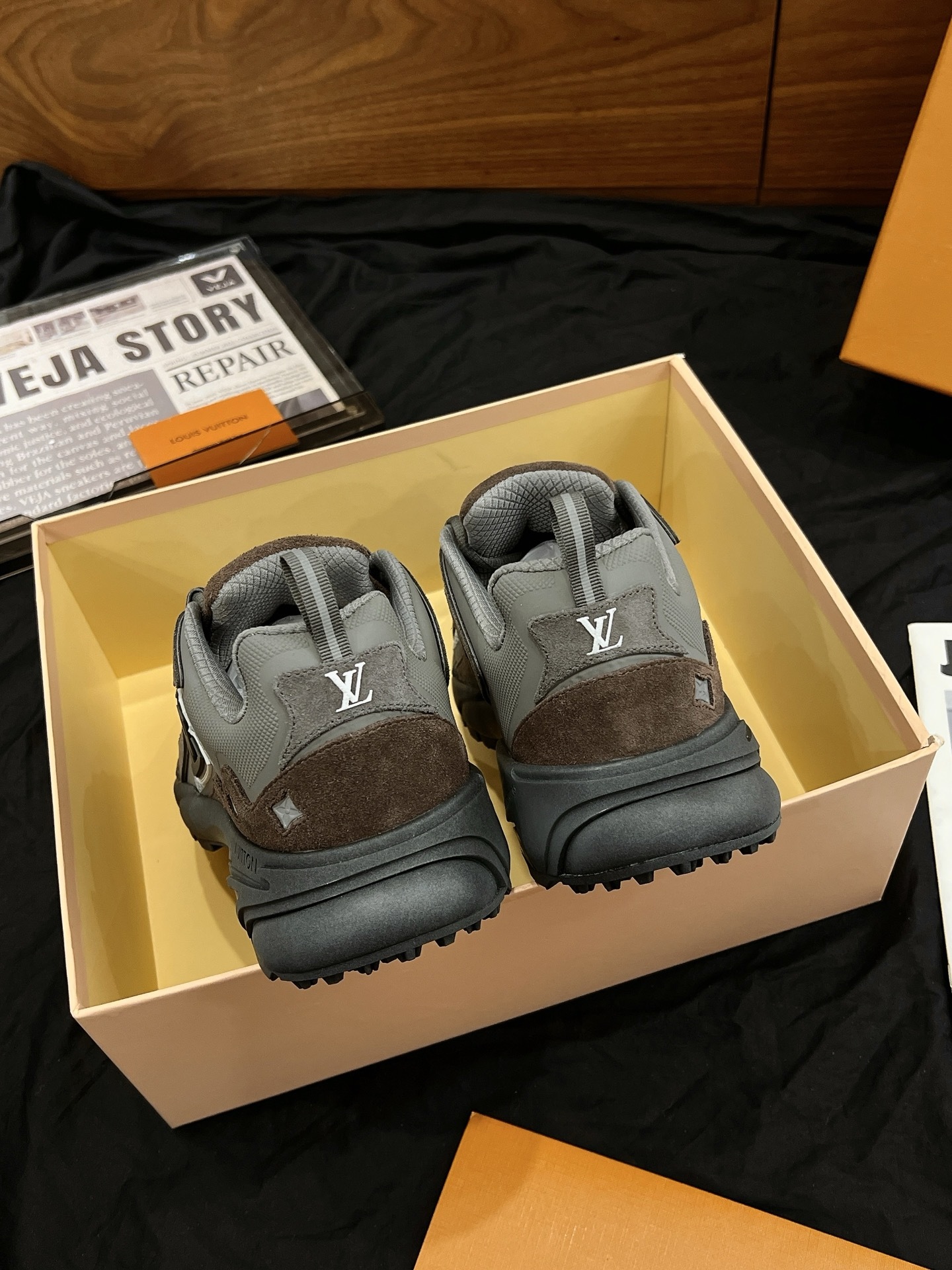Brown Gray Mesh Dad Shoes Unisex Thick Sole Outdoor Casual Sneakers