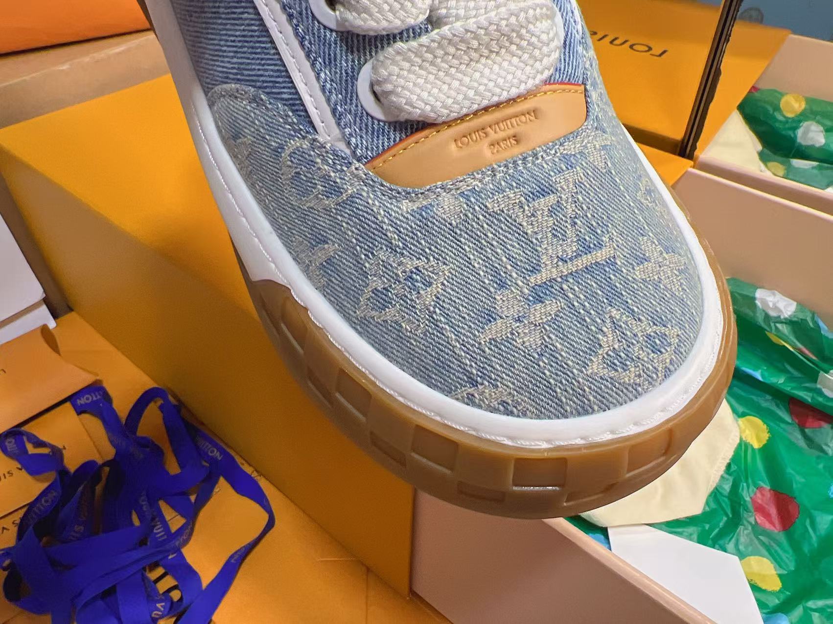 Light Blue Denim Print Skate Shoes Unisex Lace Up Casual Sneakers