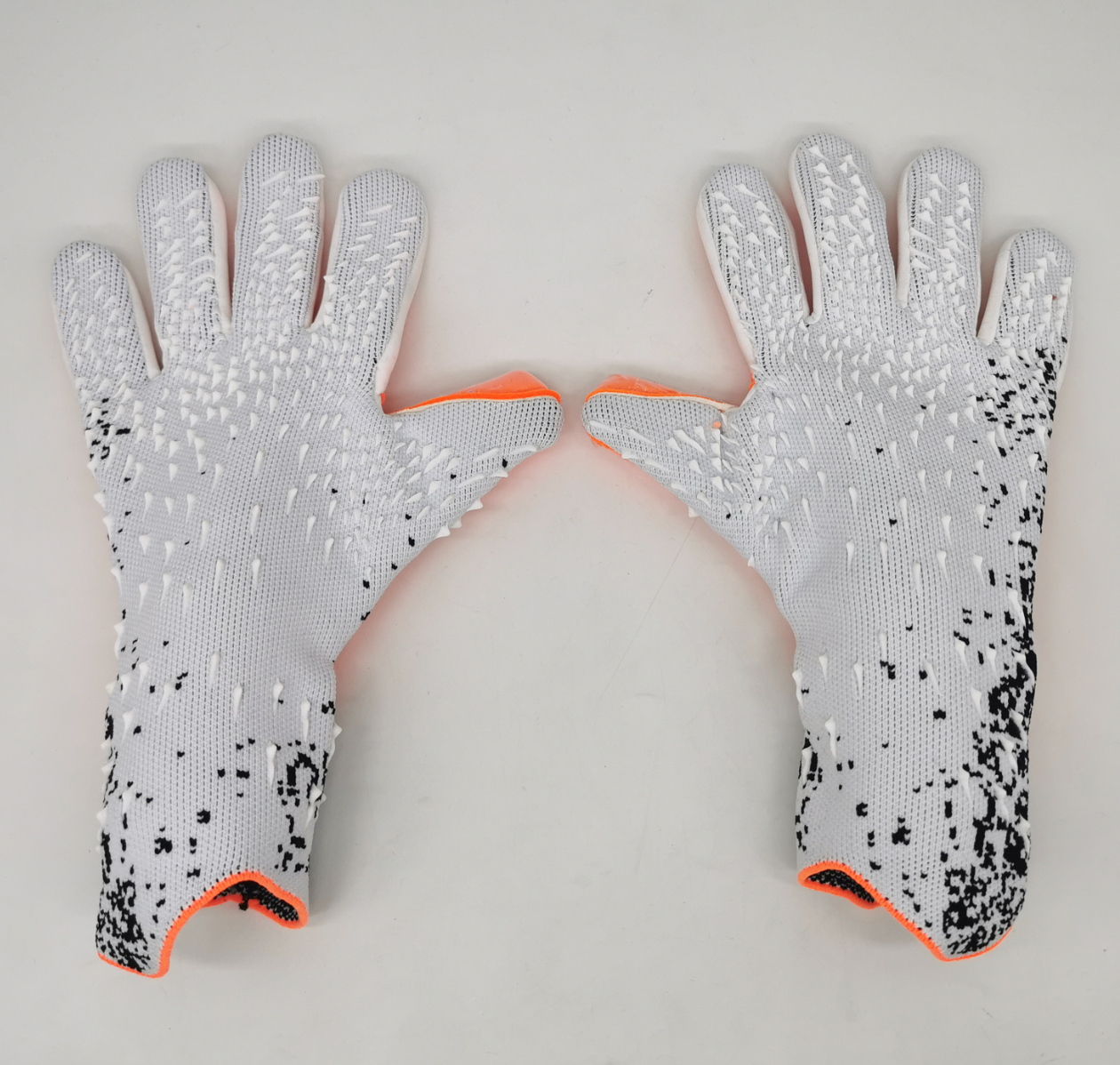 A19 Plain-Palm Goalkeeper Gloves white,MAKO SOURCING,A19 Plain-Palm Goalkeeper Gloves white