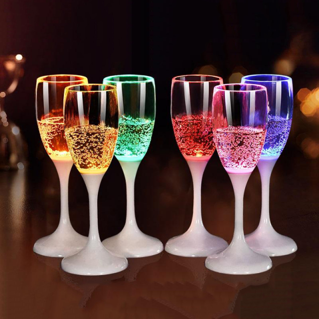 Water-Activated LED Glow Cup,Beverage Promo Solutions,Water-Activated LED Glow Cup