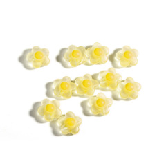 Yellow Flower, 17.4mm, Hole 3.2mm