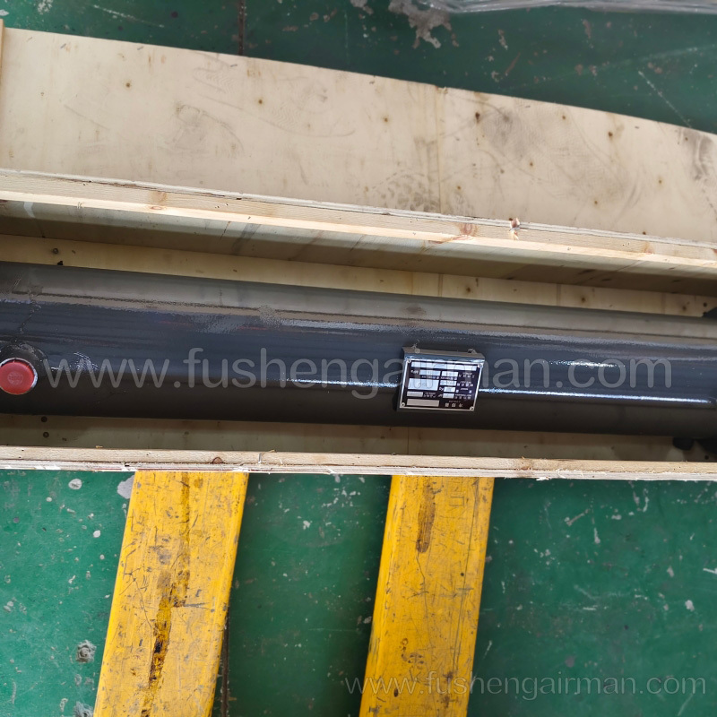 2117010379 Fusheng Air Compressor Genuine Parts SA90W Vertical Shell & Tube Oil Cooler(SUS304)