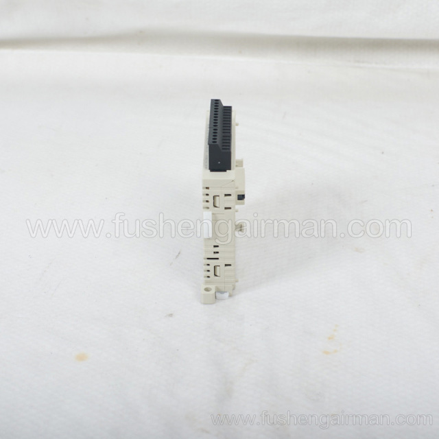 2108080609 Fusheng Screw Compressor Original Parts FX3U-4AD-ADP Communication Module (Mitsubishi)