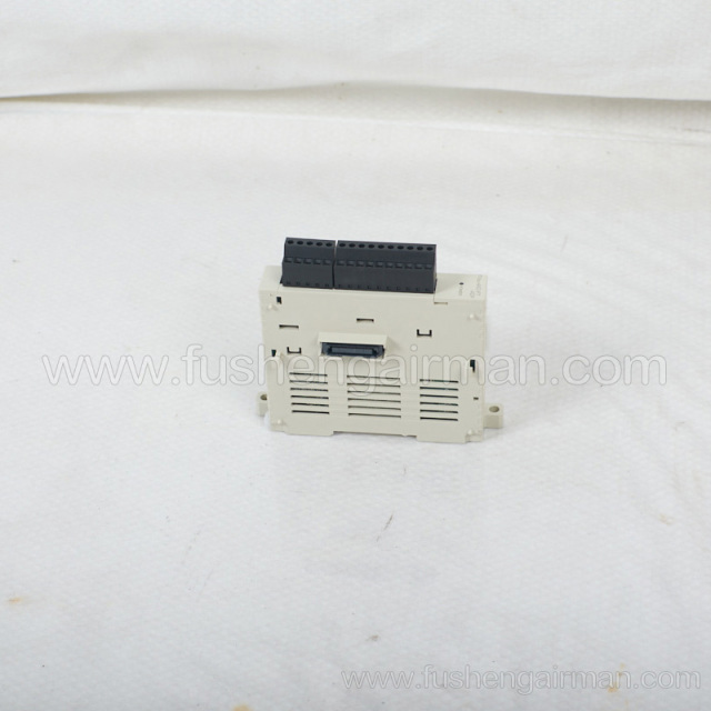 2108080610 Fusheng screw compressor original parts FX3U-4AD-PT-ADP temperature module (Mitsubishi)
