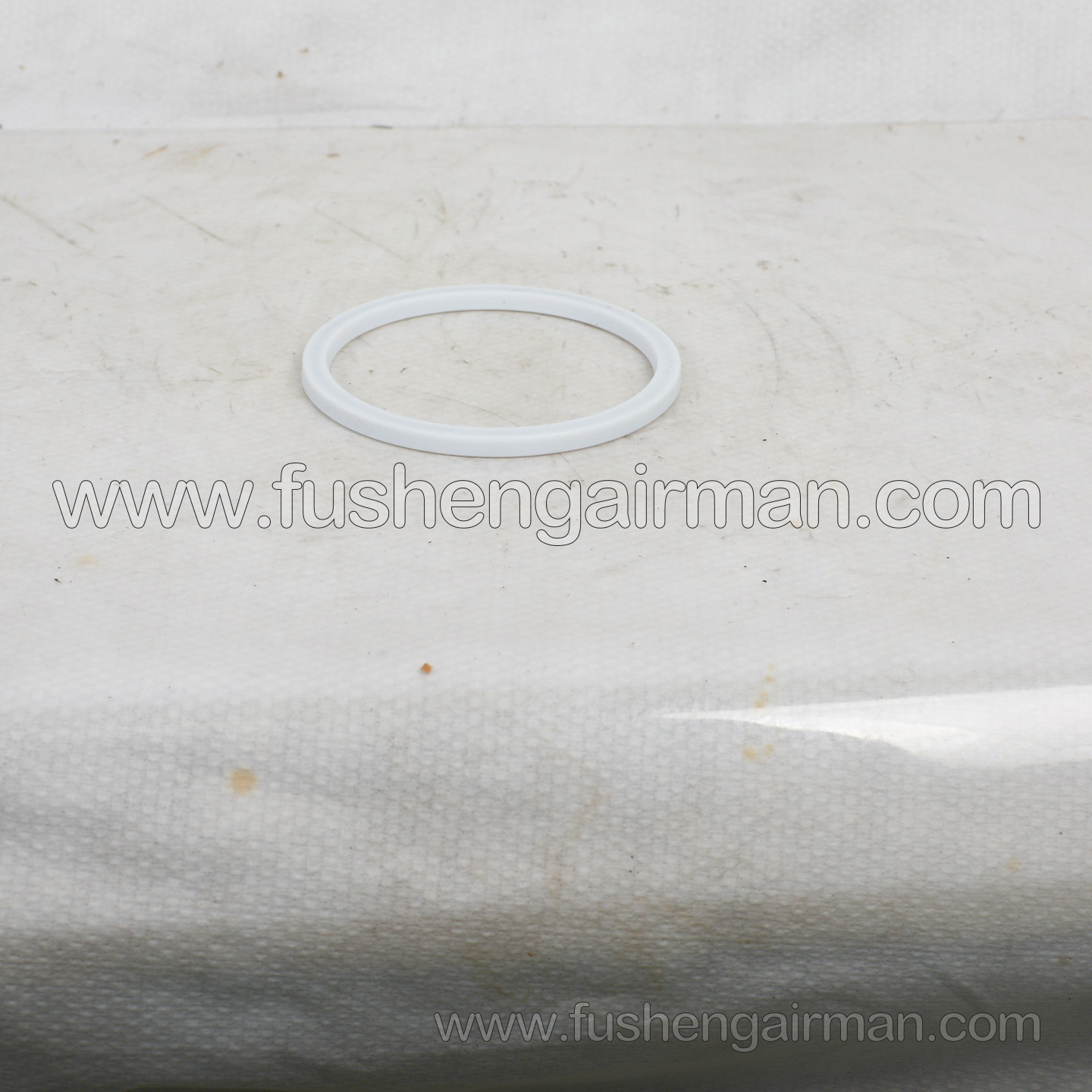 2617028310 Fusheng Screw Refrigeration Compressor Genuine Parts SR-4-R8 Oil Seal White